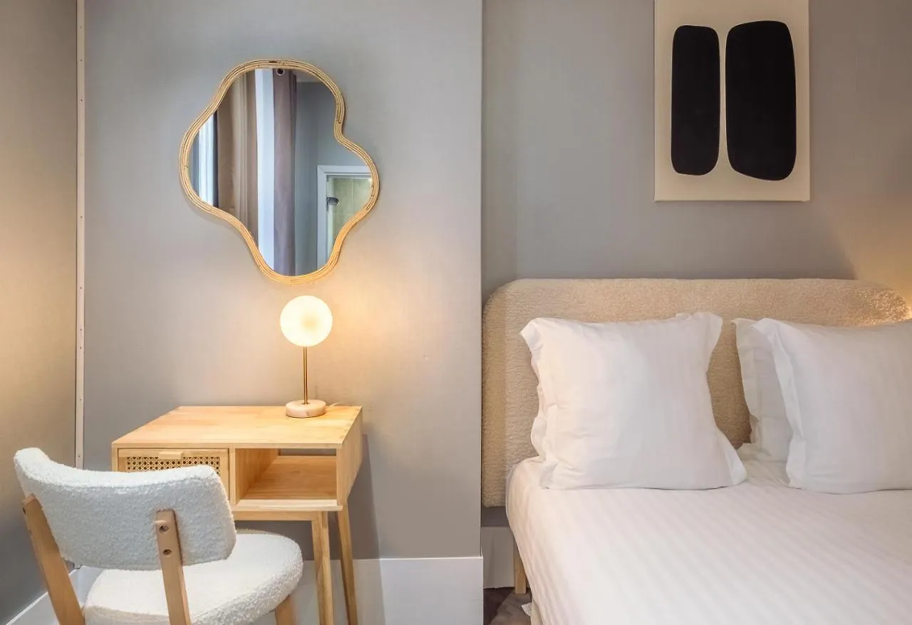 Makom Pereire Paris Hotel