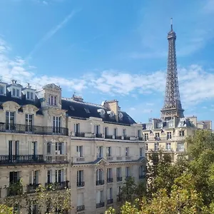 Hotel Eiffel Kensington, Paris