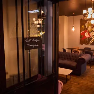 Hotel Madrigal, Paris