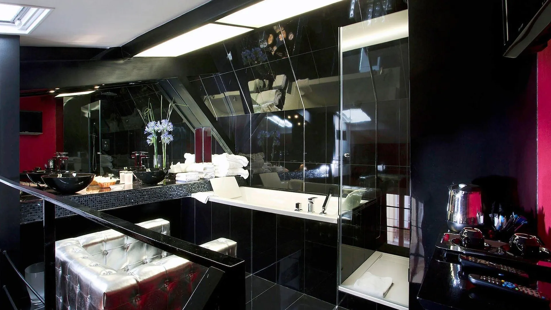 Hotell Makom Pereire Paris
