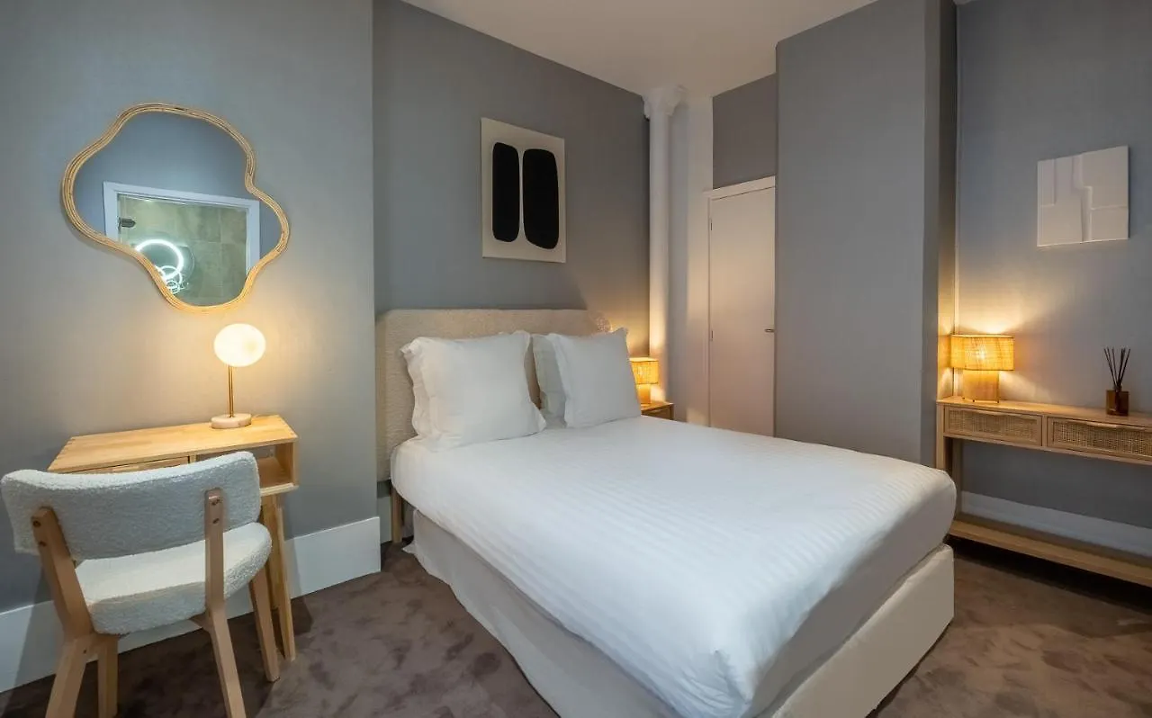 Makom Pereire Hotel Paris