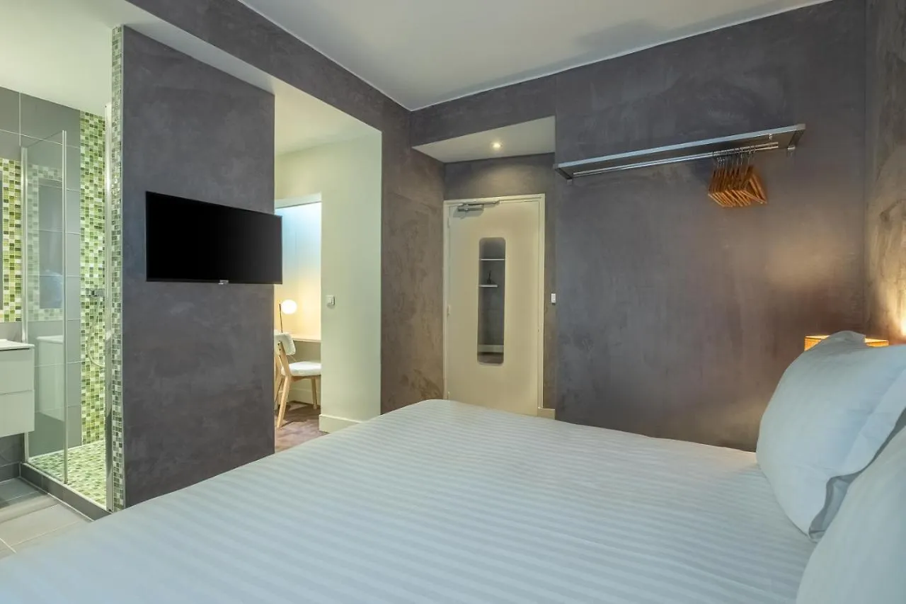 Makom Pereire Paris Hotel
