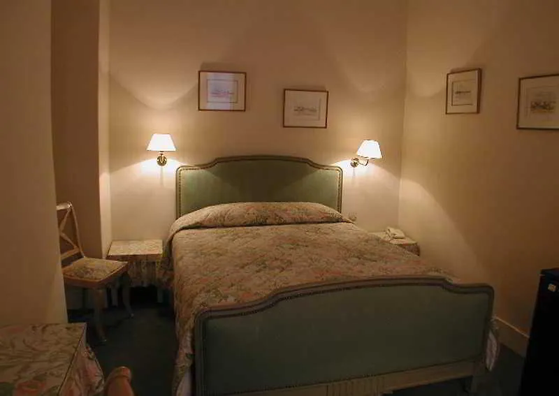 Hotel Makom Pereire Paris