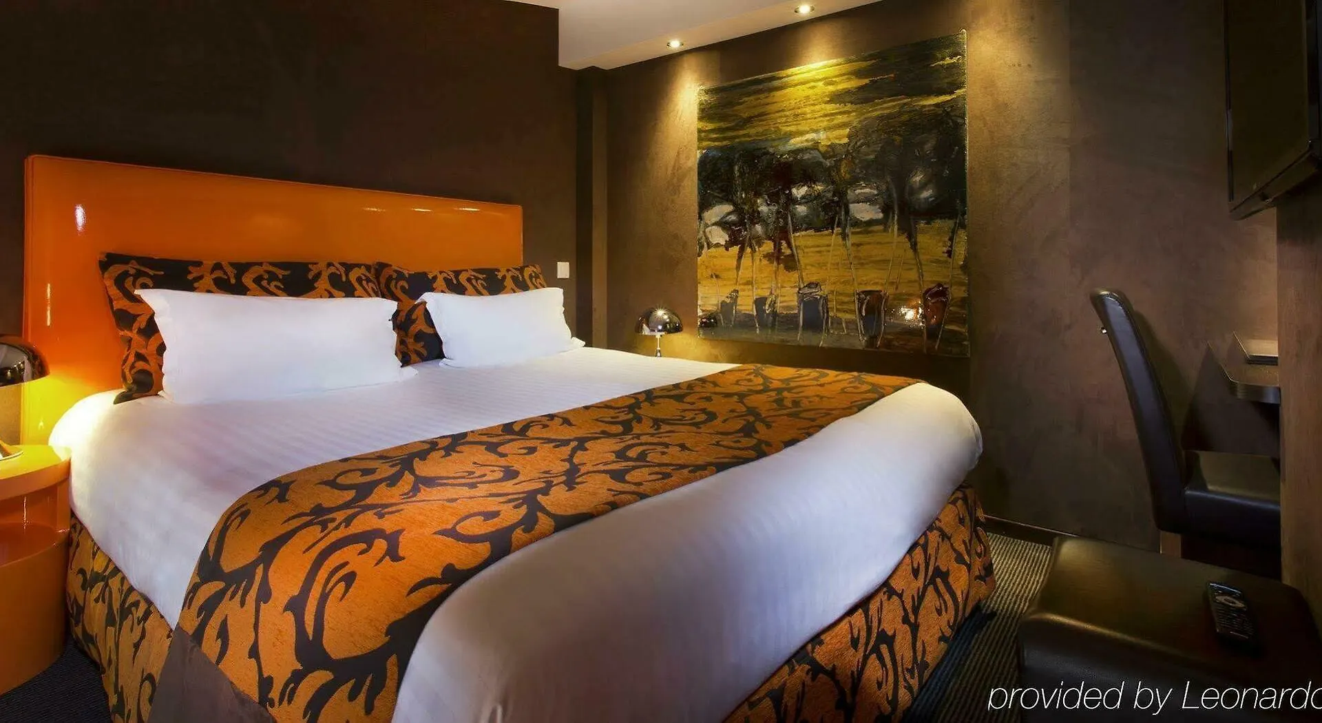 *** Hotel Makom Pereire Paris France