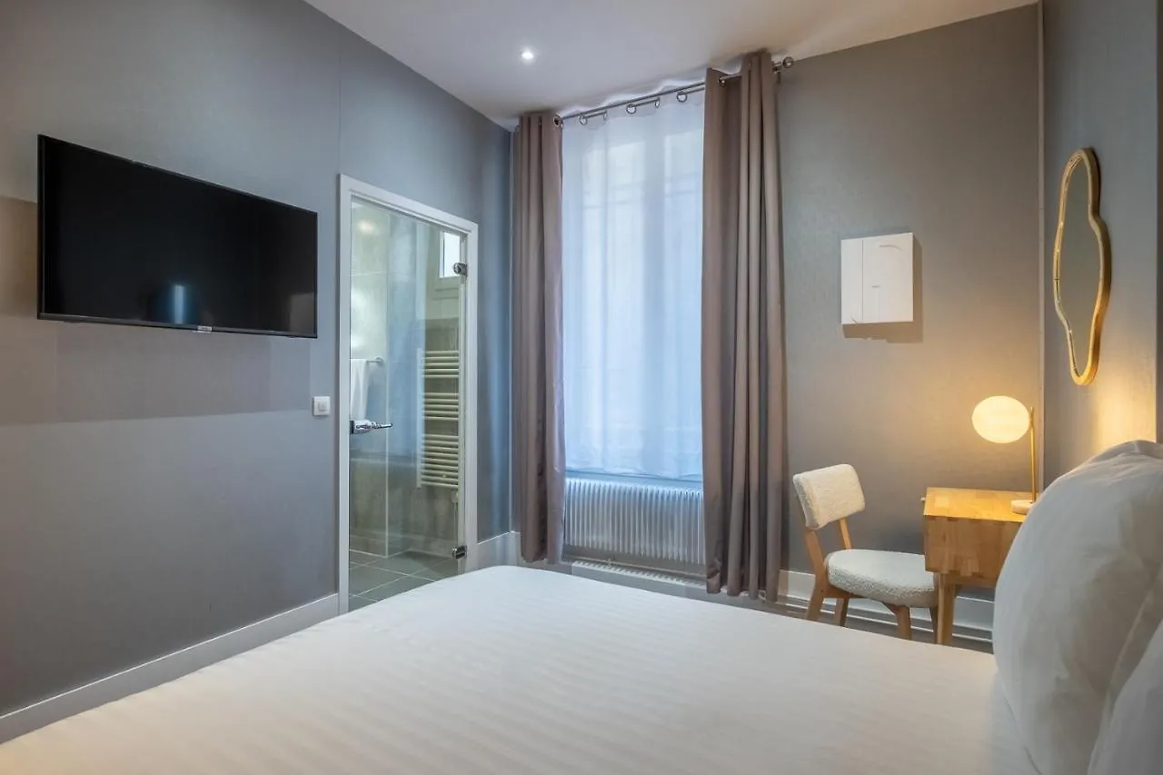 Hotel Makom Pereire París