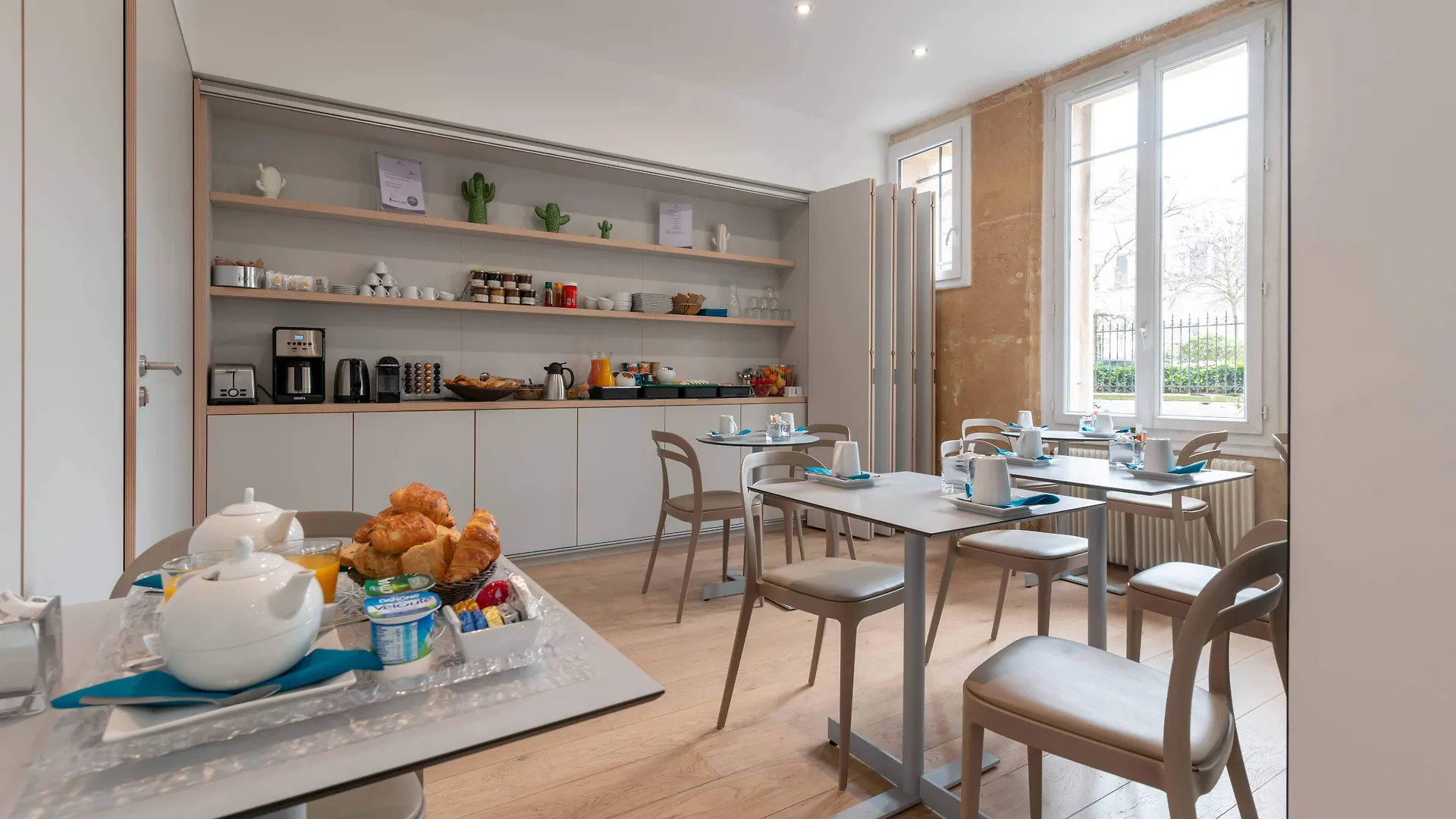Hotel Makom Pereire París
